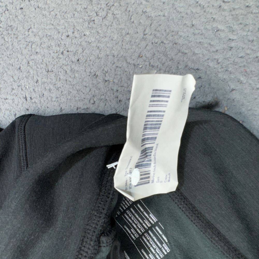 Ten Thousand Merino Tech Hoodie Mens Small Black Wool Popover Training Gorp NWT - Picture 6 of 12
